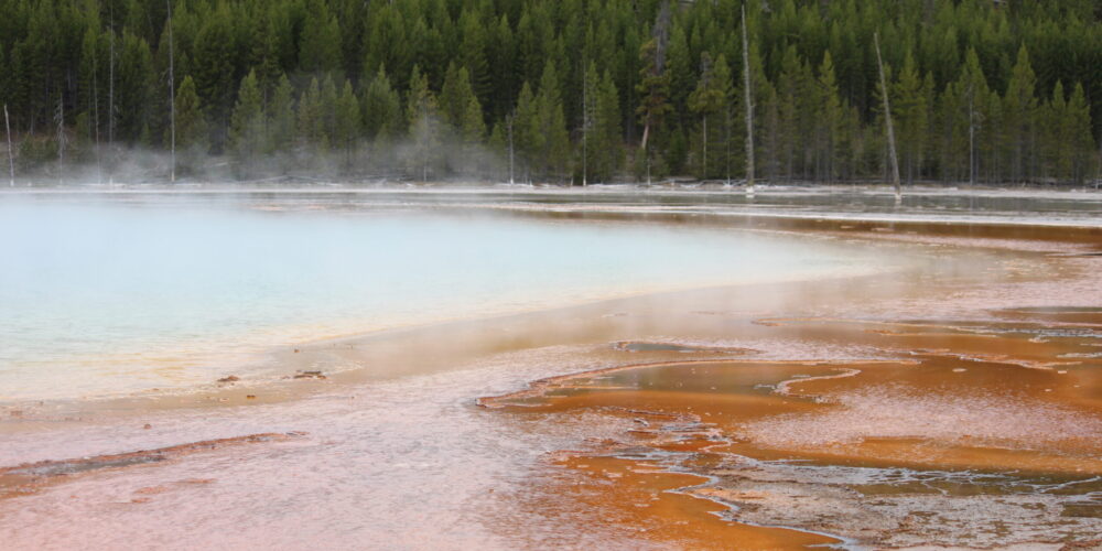 yellowstone-grand-prismatic-spring Yellowstone Grand Prismatic Spring